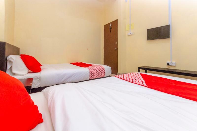 Oyo 703 Myra Hotel Mersing Exterior foto